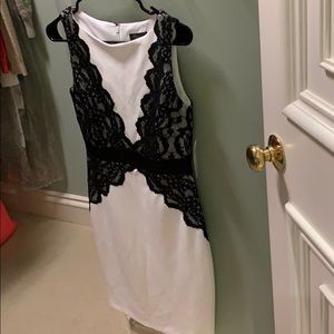 Dress with lace